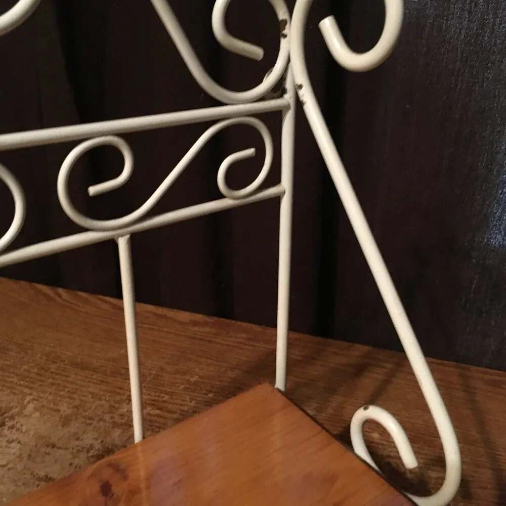 VINTAGE FARMHOUSE COTTAGE WHITE SCROLL METAL WOOD WALL SHELF 14.25 X 15.25 X5.25